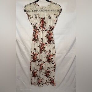 DUETIME MATERNITY Floral maxi dress sz S